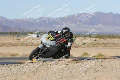 media/Dec-10-2023-SoCal Trackdays (Sun) [[0ce70f5433]]/Turn 9 Inside Set 1 (1115am)/